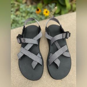 Black & White Chaco Like New Sandals